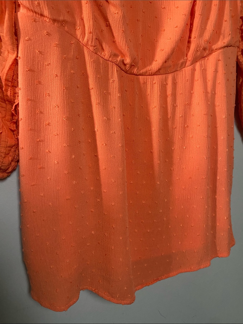 Torrid Peplum Gauze Clip Dot Smocked Tie-Back Top Women’s 2 2X Coral Blouse - Picture 6 of 16